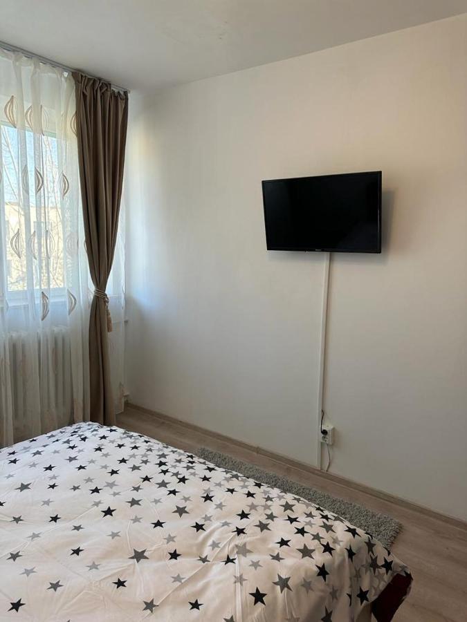 Velovan Apartment Craiova Exterior foto